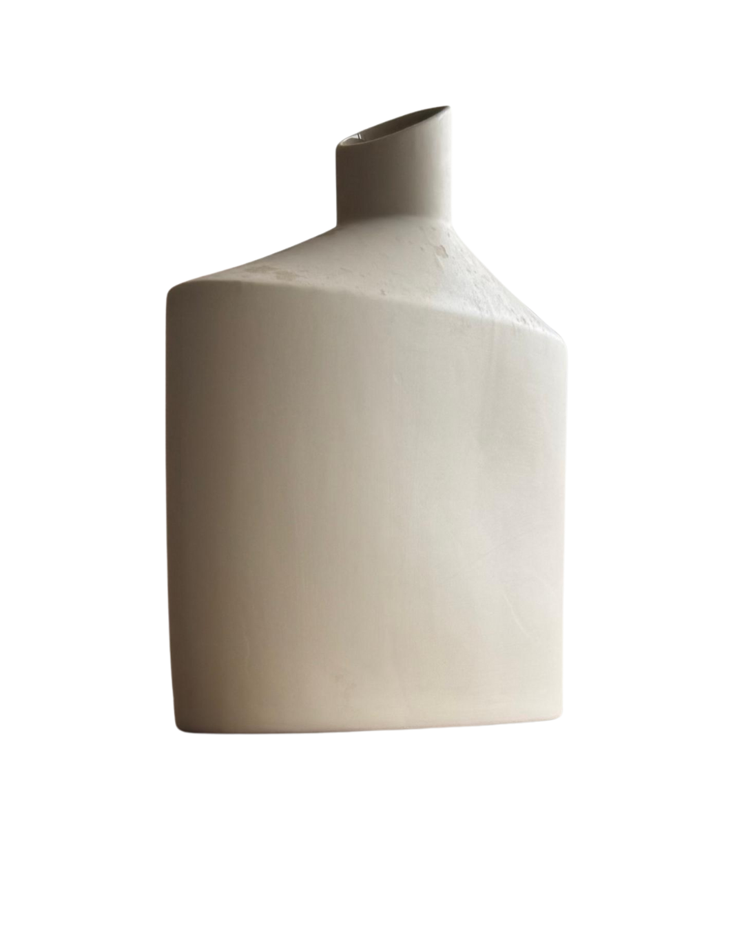 Jarrón cuadrado con cuello oblicuo