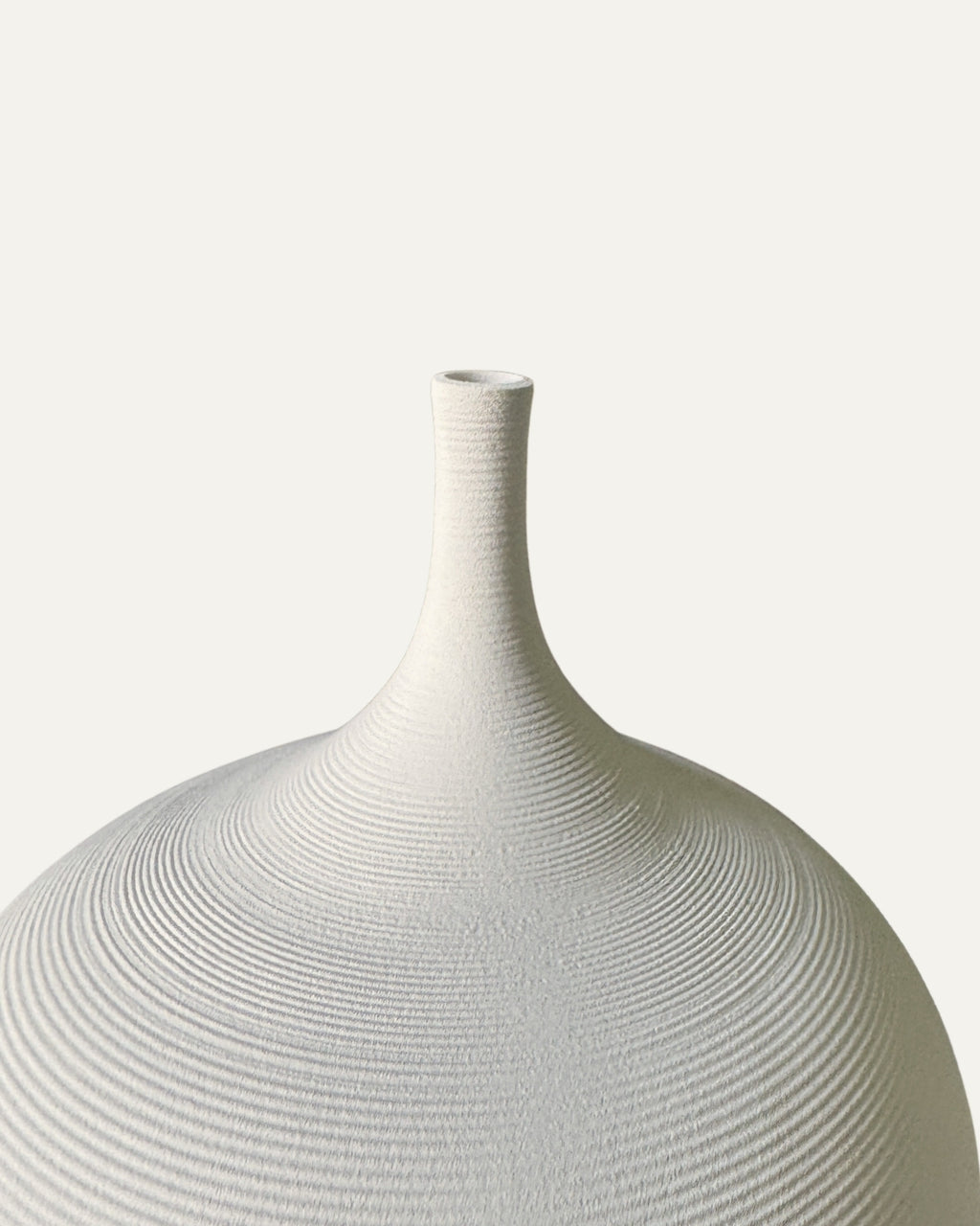 Jarrón blanco de forma esferíca 17 cm. - Globe
