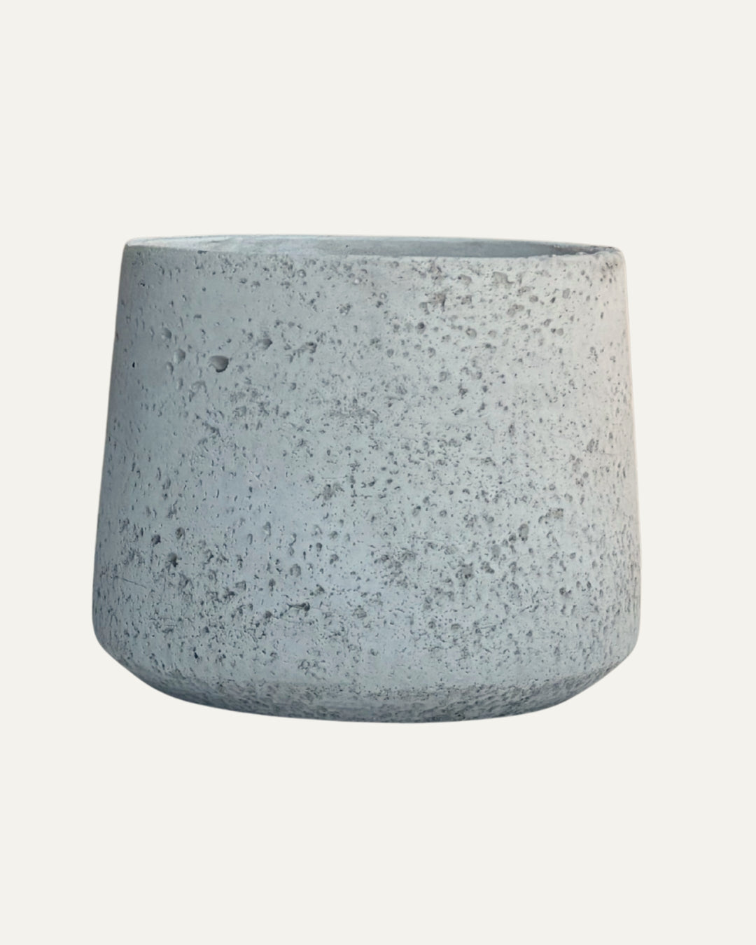 Macetero blanco con textura porosa - Cádiz