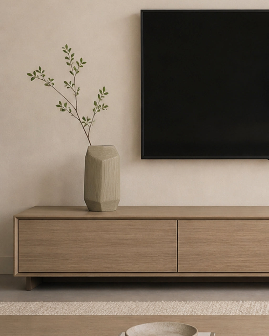 Jarrón facetado beige 26 cm. - Alta