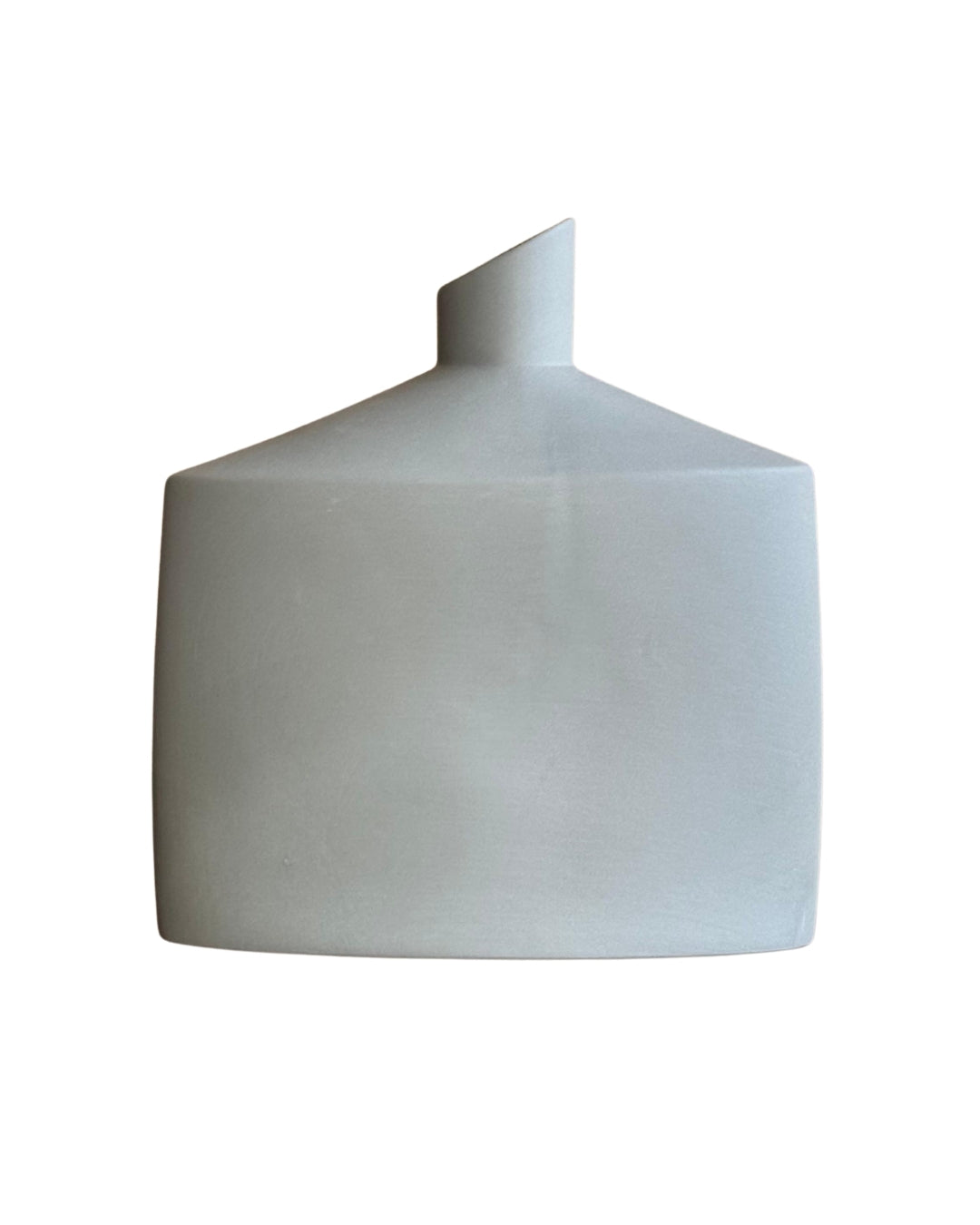 Jarrón cuadrado con cuello oblicuo