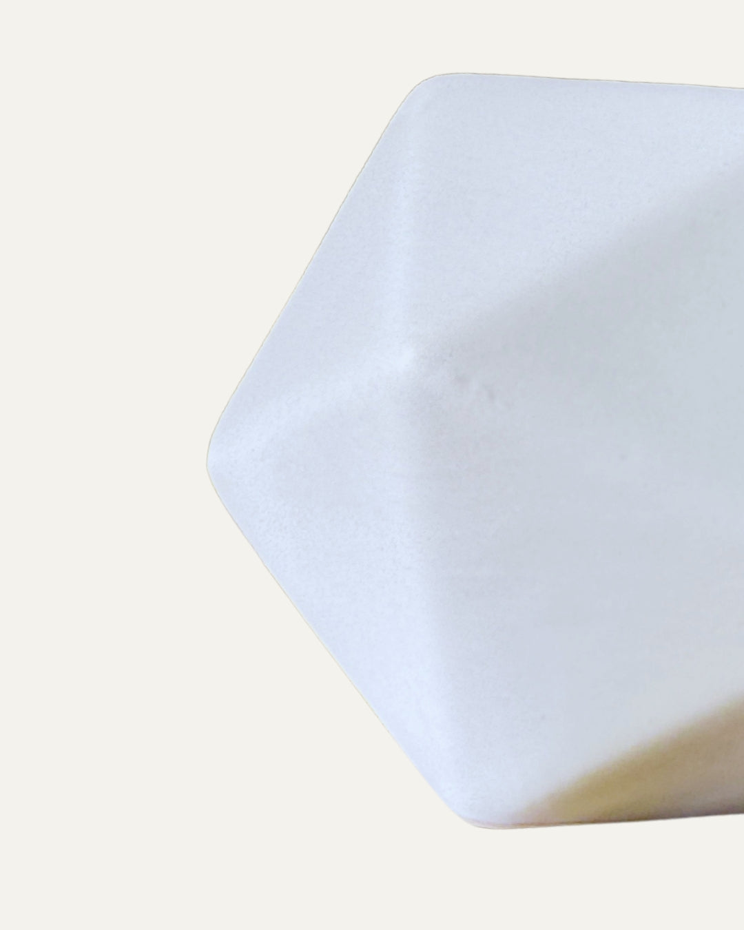 Acento decorativo de forma geométrica - Polyhedron