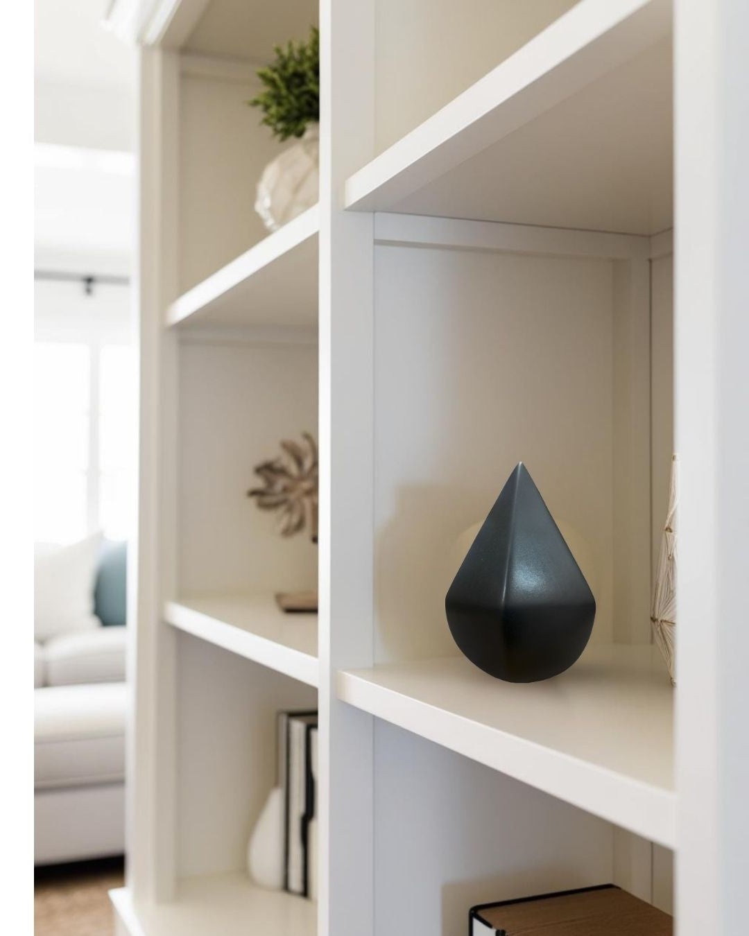 Diamond - Geometric Accent
