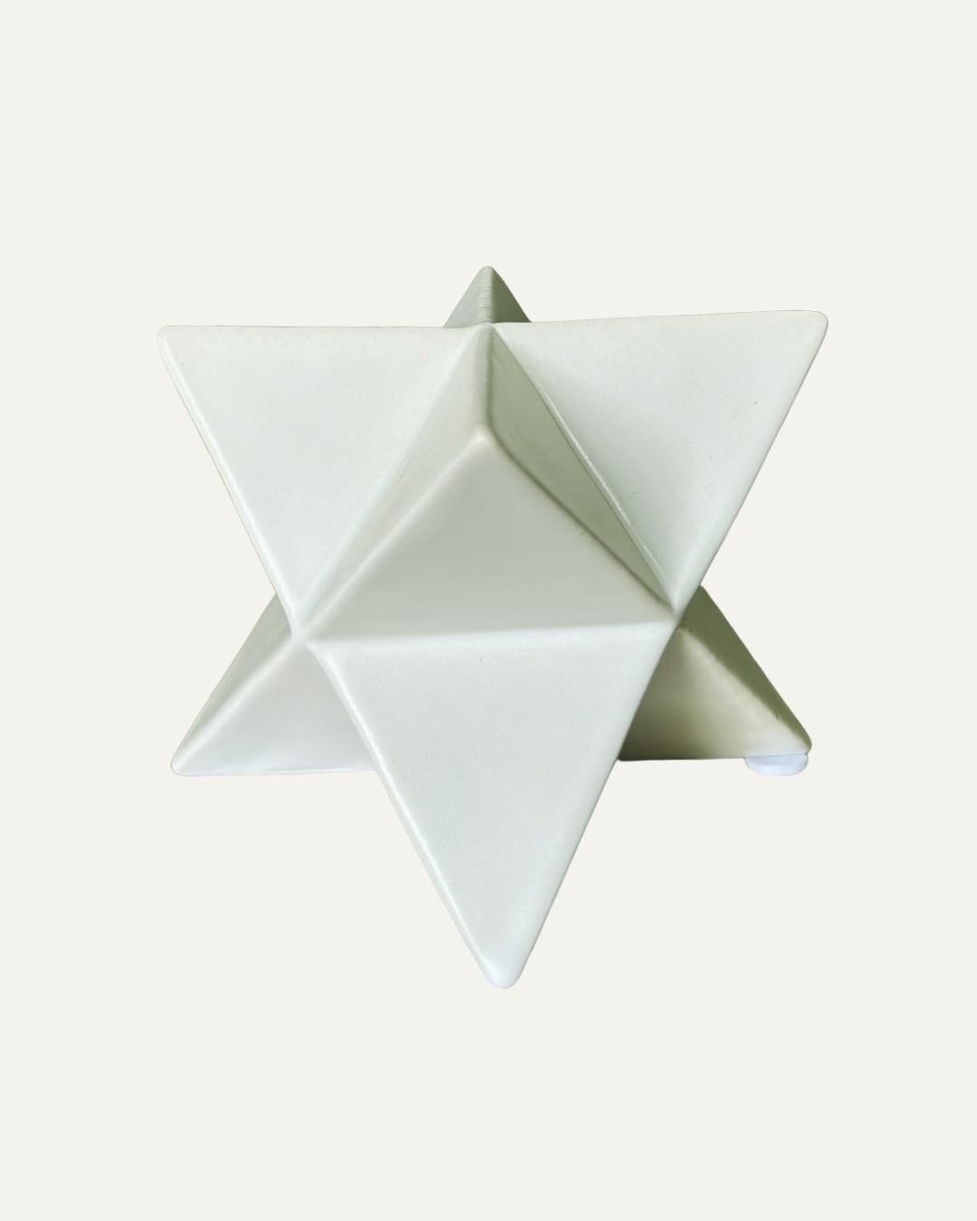 Objeto decorativo de forma geométrica - Stella