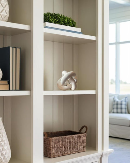 Knot in a home office space