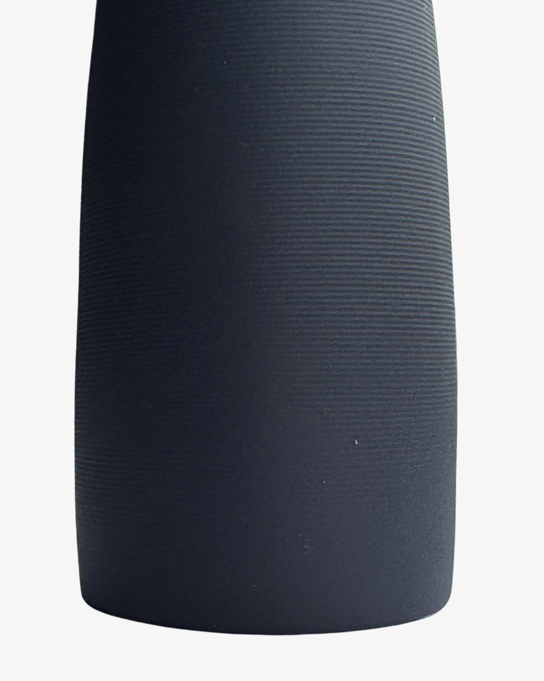 Jarrón negro de forma delgada y alargada Elon - 45 cm.