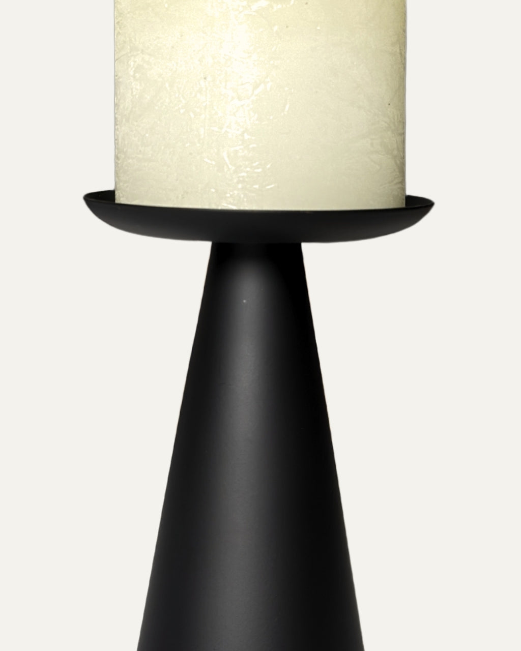 Cono - Portavelas de metal negro