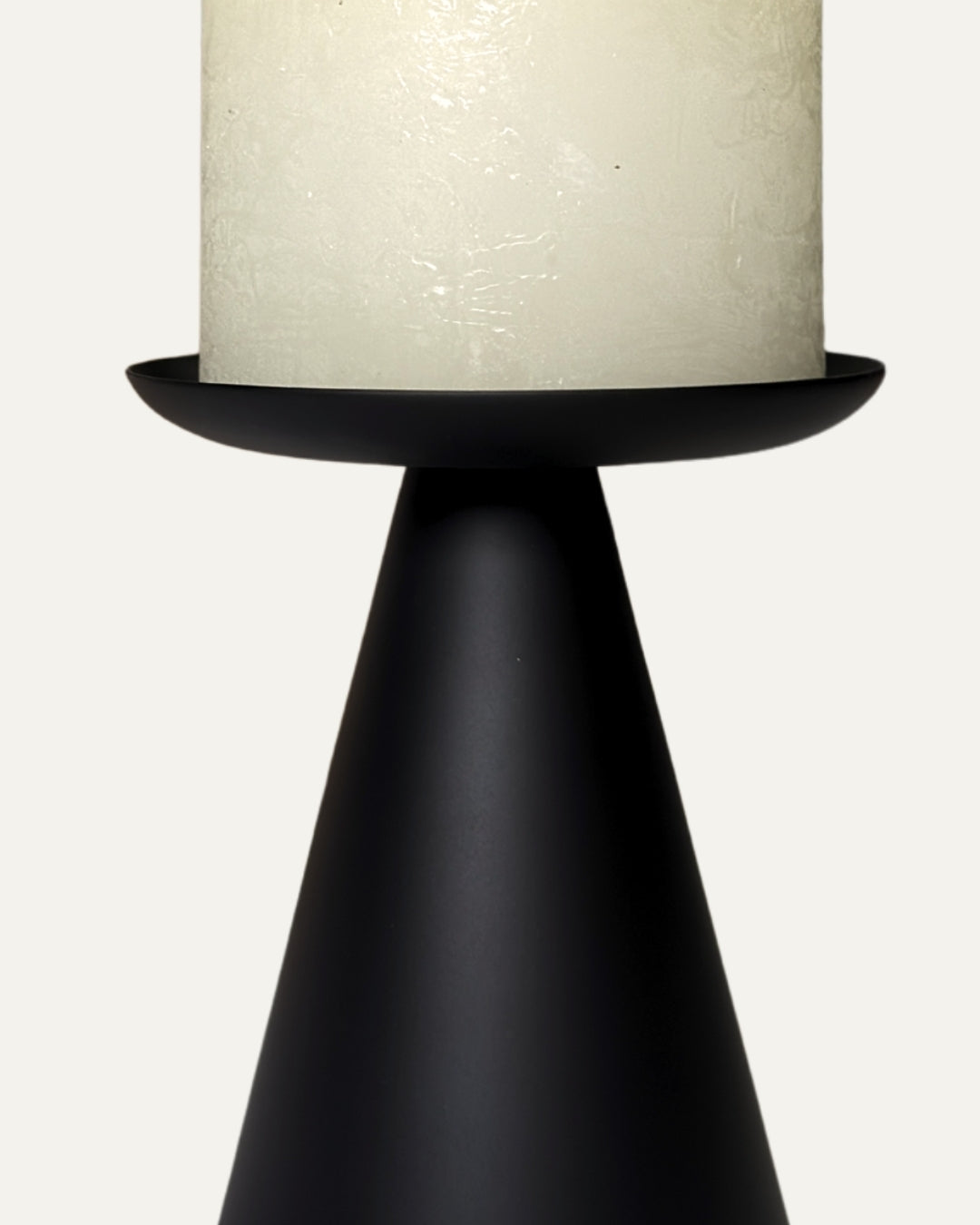 Cono - Portavelas de metal negro
