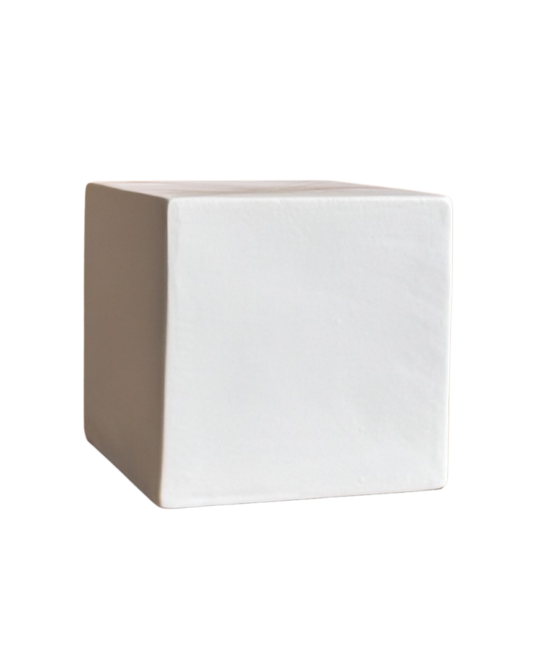 Pieza decorativa en forma de cubo