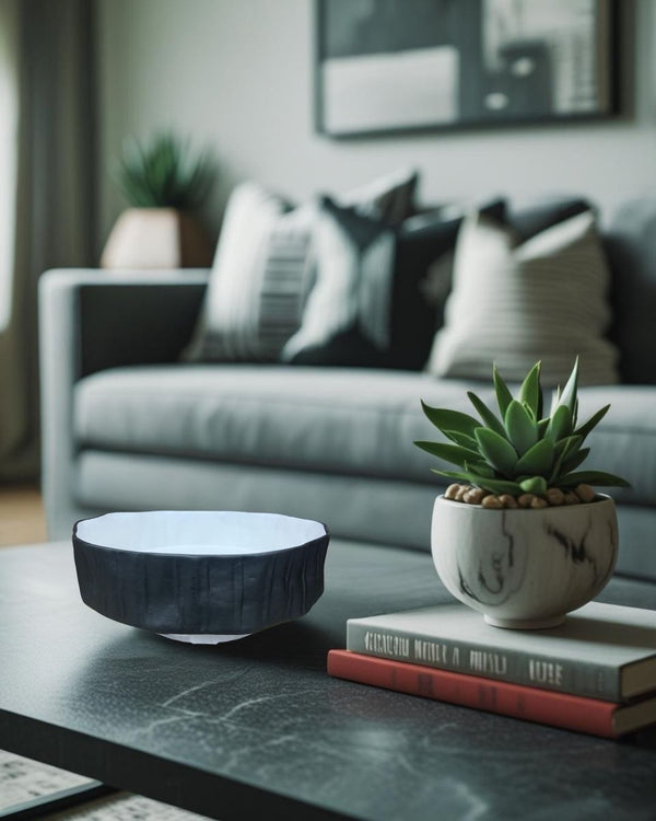 Corona - Textured Ceramic Bowl
