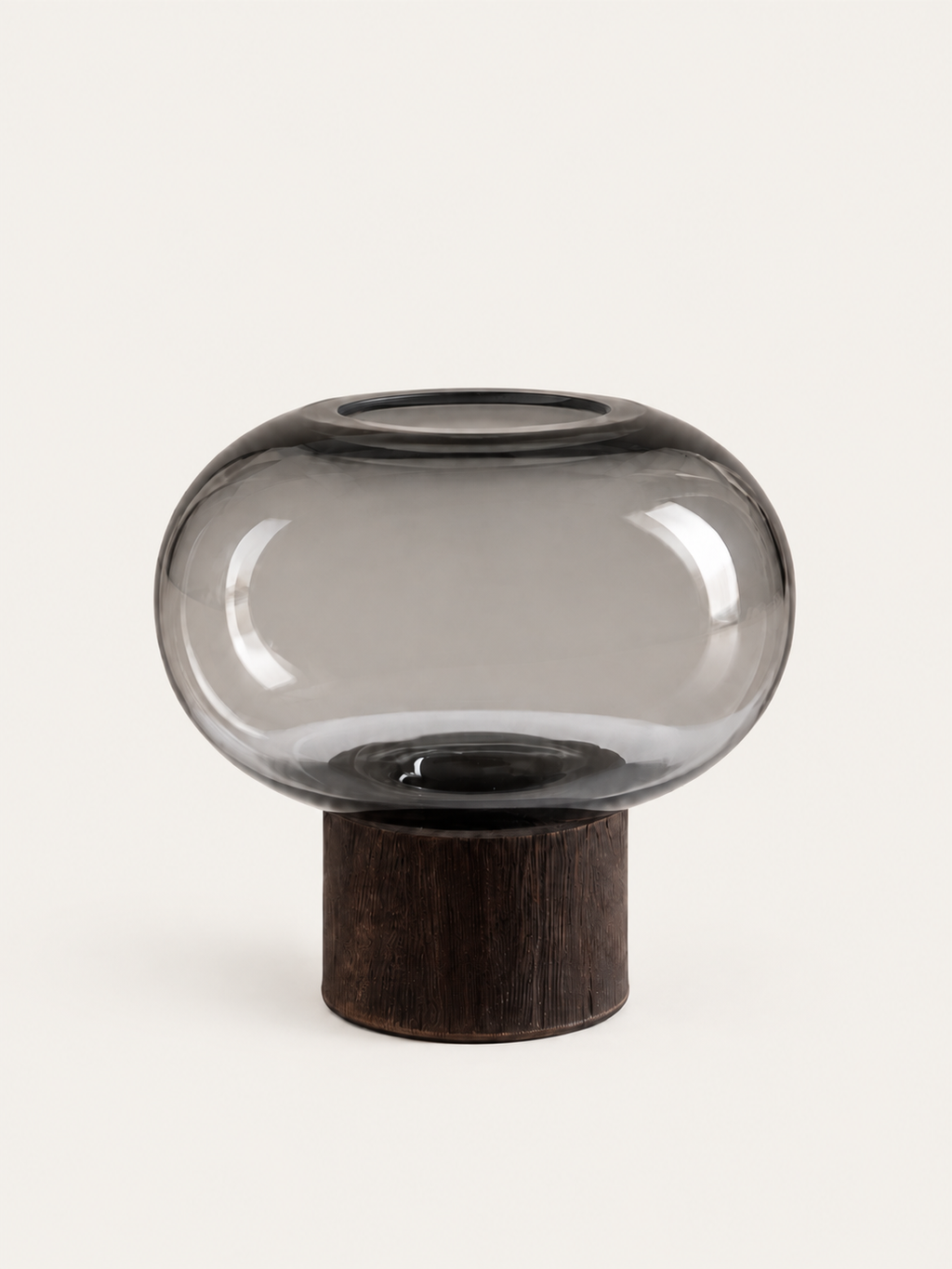 Jarrón de vidrio ahumado con base de madera 14 cm. - Alba
