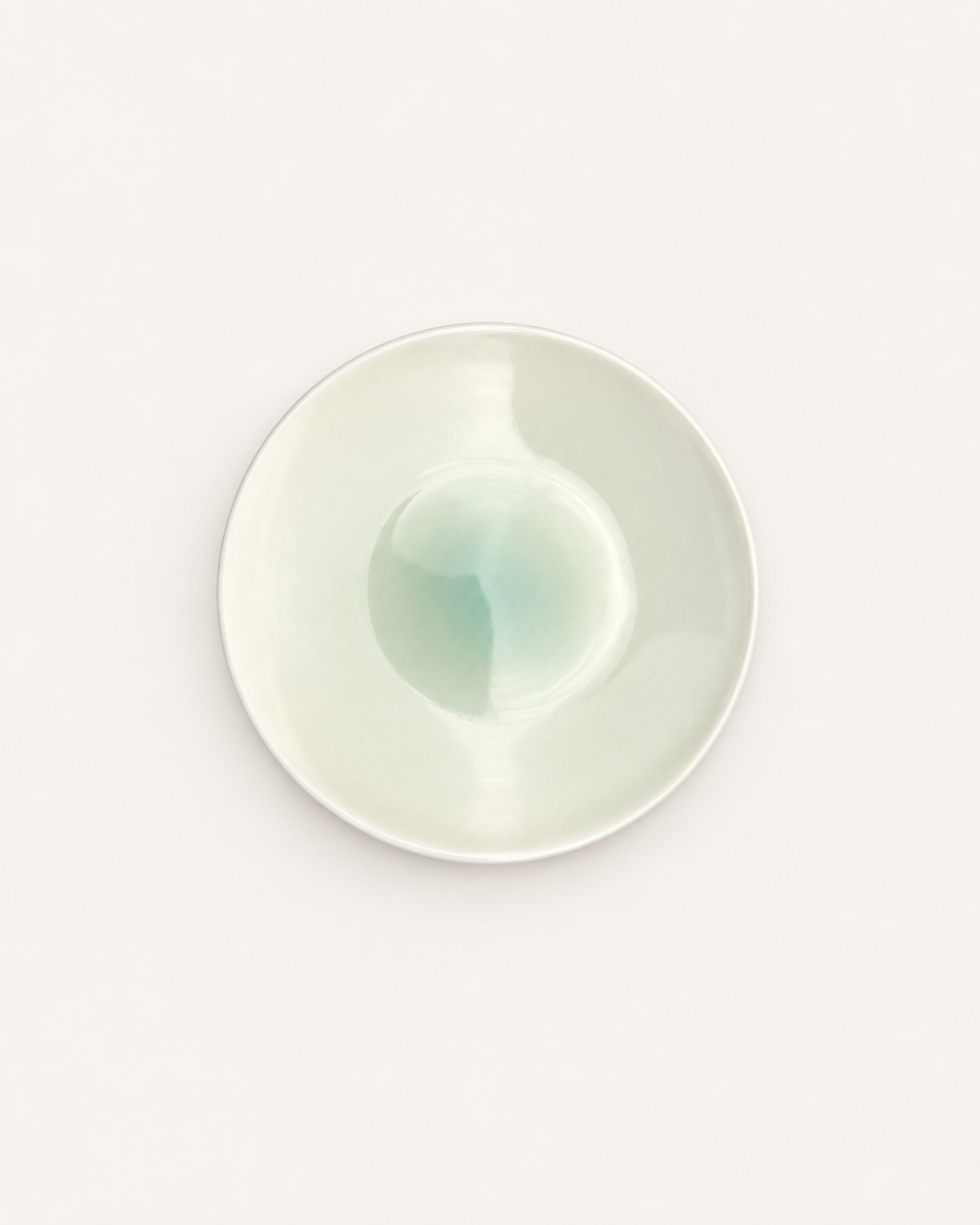 Plato plano bajo con centro verde agua 20 cm– Nácar